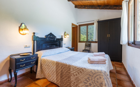 There are four en suite bedroom on ground floor